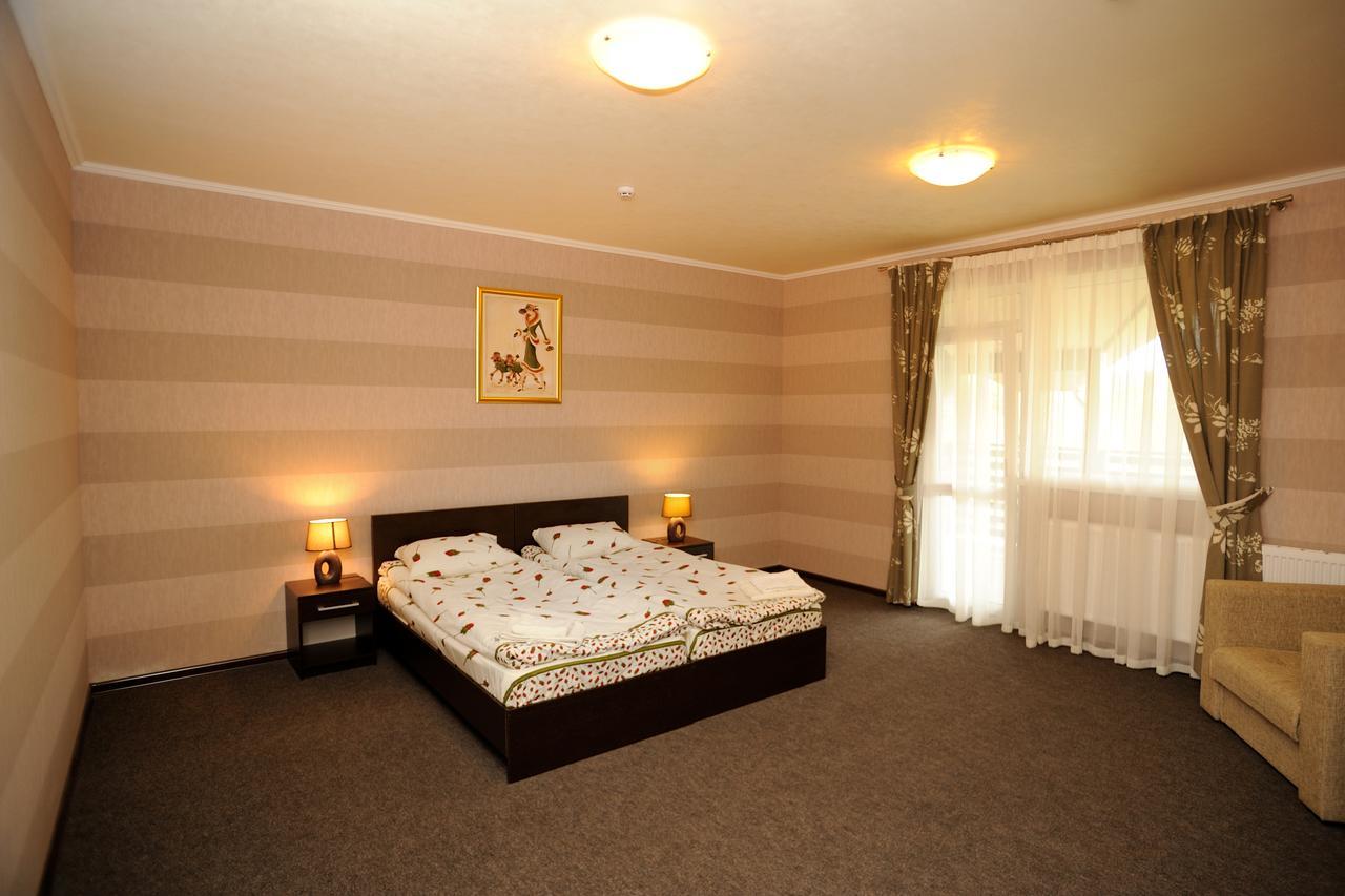 Hotel Vulyk Duliby Extérieur photo